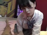 白嫩美乳正妹 平手友梨奈